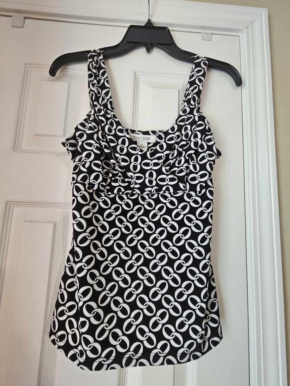 White House Black Market Black & White Chain Print Tank Top
